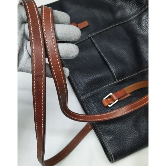 Dooney & Bourke Lexington Black Pebbled Leather Double Handle Zipper Tote Bag - Picture 6 of 16